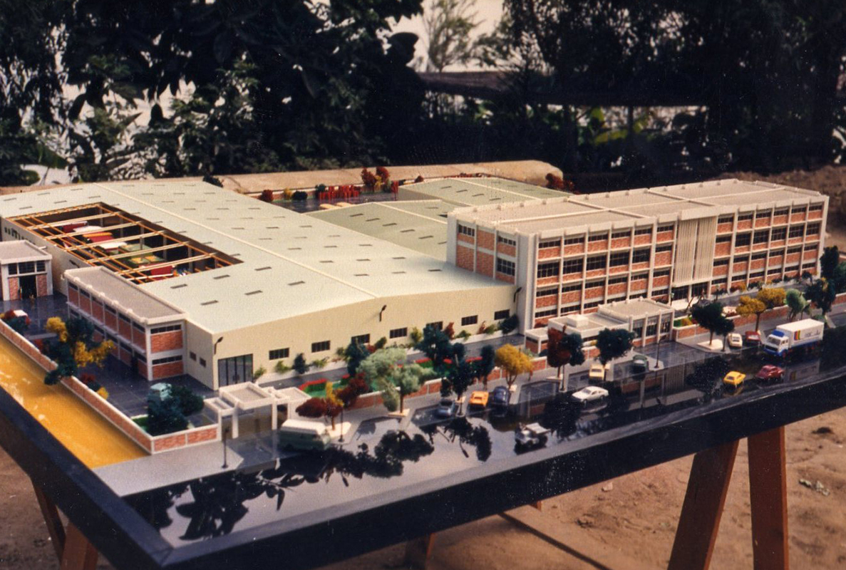 Mac Carpet Factory